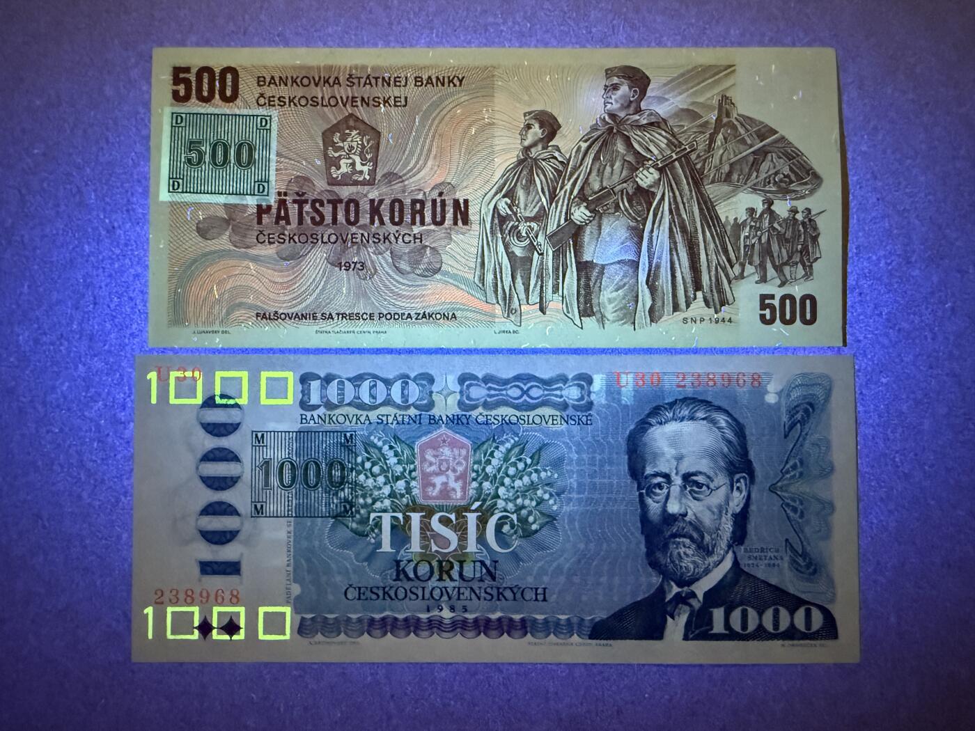 《艾美收藏》第217期-10.26周日外币精品 捷克500、1000克朗2张 UNC 第一版纸币 全程无4尾8