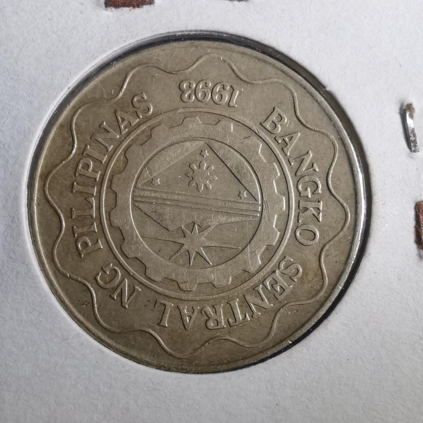 沼泽如烟--第884场 菲律宾1995年5比索