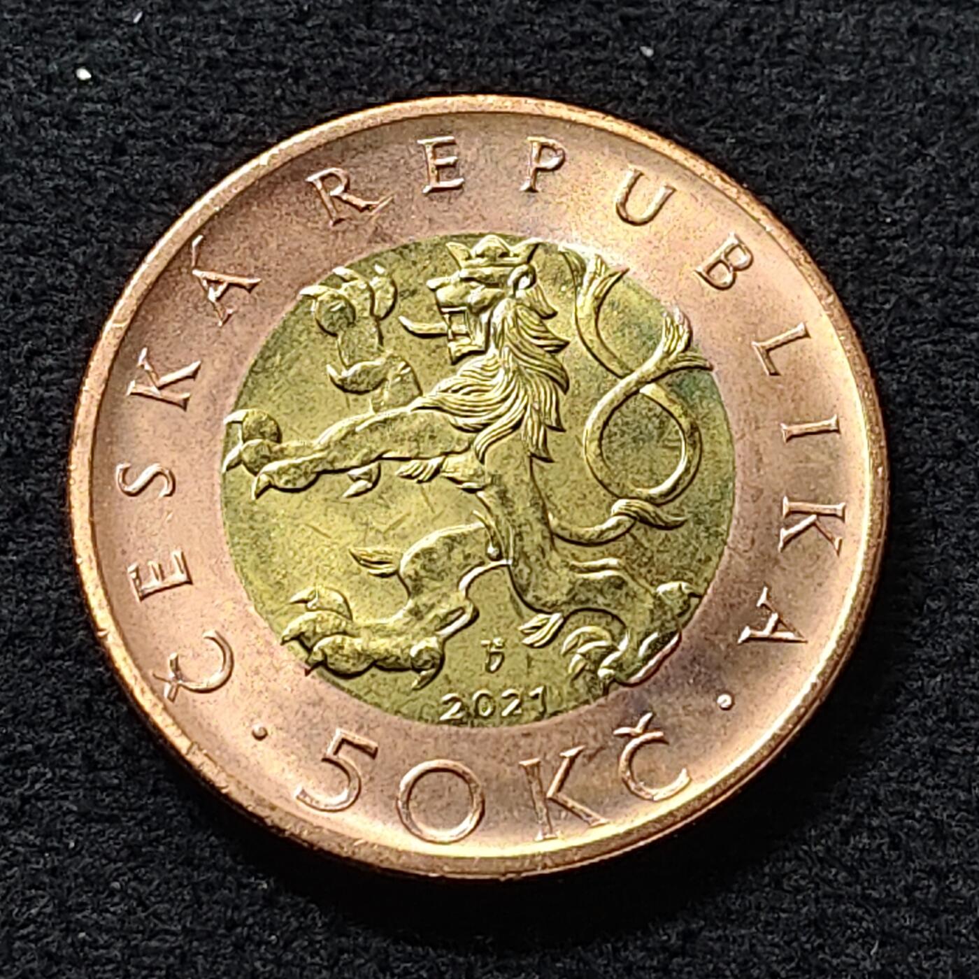 【全场包邮】纯粹捡漏拍472场（免费代拍第9场） 捷克2021年50克朗布拉格城景双色币