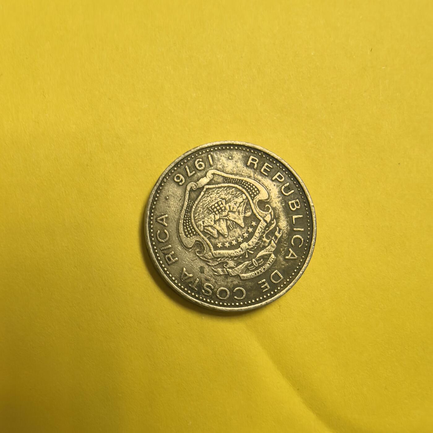 泡泡币外币第十三场可代拍15038385335微信 1976年哥斯达黎加50分。