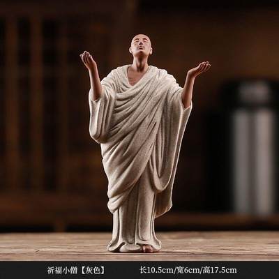 禅意紫砂灰色祈福小僧摆件 7*6*16cm - 禅意紫砂灰色祈福小僧摆件 7*6*16cm