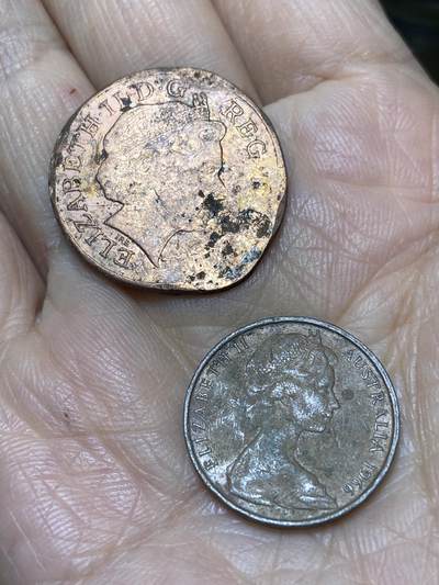 2025年第一百一十七场(总第一百四十三场）外国好品散币(免佣金) 散币2枚：澳大利亚🇦🇺1966年2分，英国🇬🇧2便士