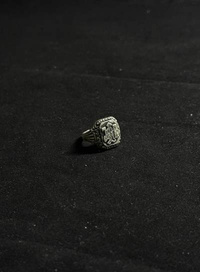 戎马世界章牌大赏第107期 - 德国二战警卫旗队戒指，银制，复刻，12码