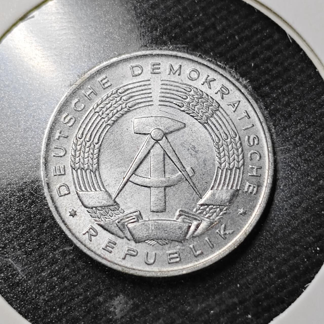 KK钱币收藏小铺  第358场  2月预留时间 周末发货  1968东德1芬尼 好品