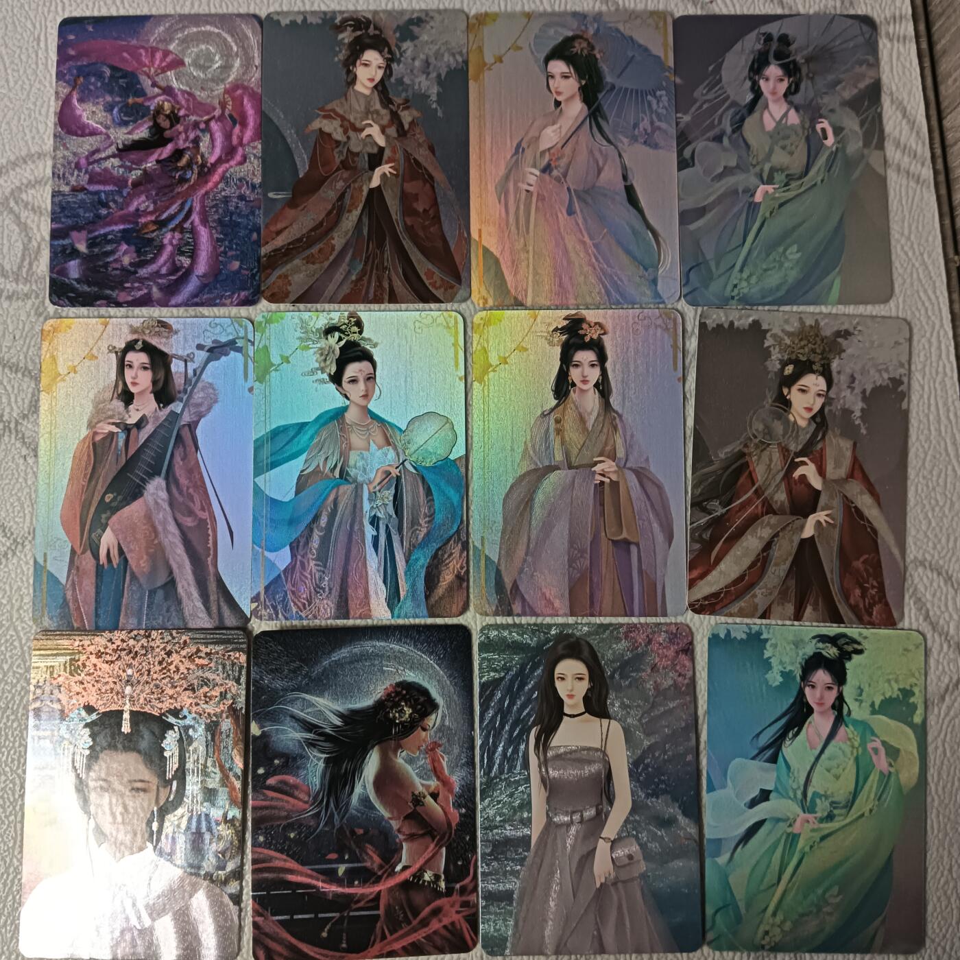 花开卡拍第44期（10月26号周日截拍，品控勿拍!!!拍品不寄存，运费5元，自制卡难免瑕疵，可能存在轻微撞角爆边等出厂瑕疵，品控介意勿拍！） 宁缺卡牌  古风人物卡 12张  粗闪和粗彩闪