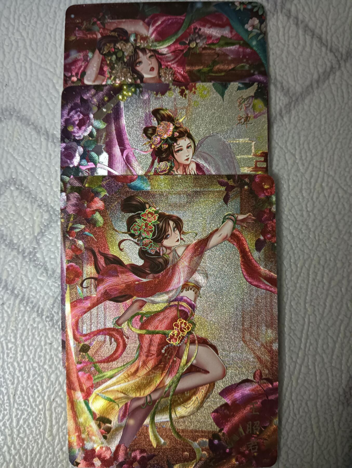 花开卡拍第44期（10月26号周日截拍，品控勿拍!!!拍品不寄存，运费5元，自制卡难免瑕疵，可能存在轻微撞角爆边等出厂瑕疵，品控介意勿拍！） 燎原玲姐解语花 十二花神 幻彩粗闪三张
