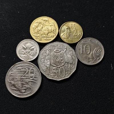 【全场包邮】纯粹捡漏拍472场（免费代拍第9场） - 澳大利亚各年份老年女王版6枚套币-含高值币