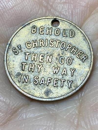 2025年第一百一十七场(总第一百四十三场）外国好品散币(免佣金) 宗教圣牌–旅行守护神圣克里斯托弗章牌(铭文译为:仰望圣克里斯托弗，然后平安前行)