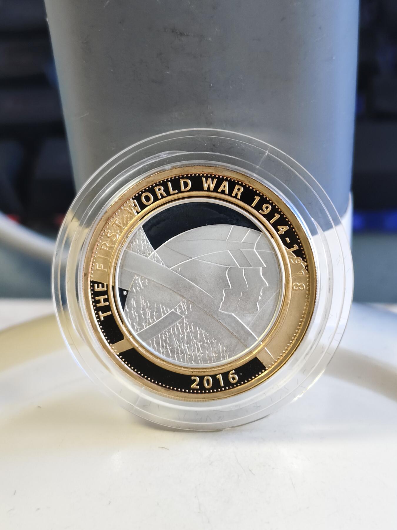 第179期拍卖【长期征集拍品】 英国2016年陆军士兵2英镑双色镀金精制纪念银币,925银镀金，12克，发行5000枚