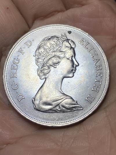 2025年第一百一十七场(总第一百四十三场）外国好品散币(免佣金) 英国🇬🇧1972年25便士(伊丽莎白二世和菲利普亲王25周年银婚纪念币)