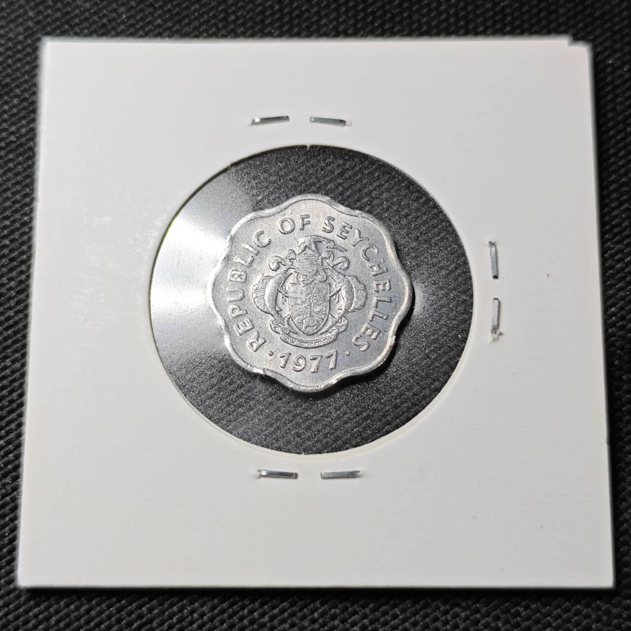 KK钱币收藏小铺  第358场  2月预留时间 周末发货  1977塞舌尔5分 鱼 好品