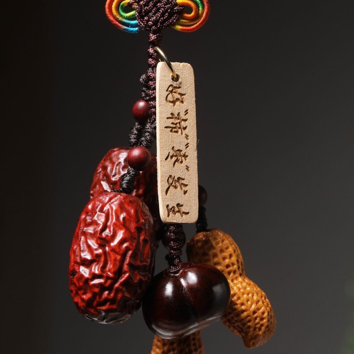 听雨轩（八） 紫檀柿子 红枣  黄金檀花生挂件