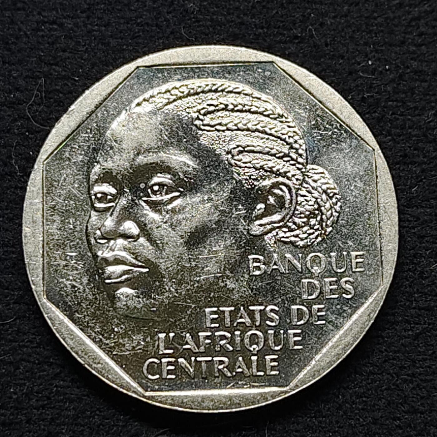 【全场包邮】纯粹捡漏拍472场（免费代拍第9场） 非洲中部地区1988年500法郎