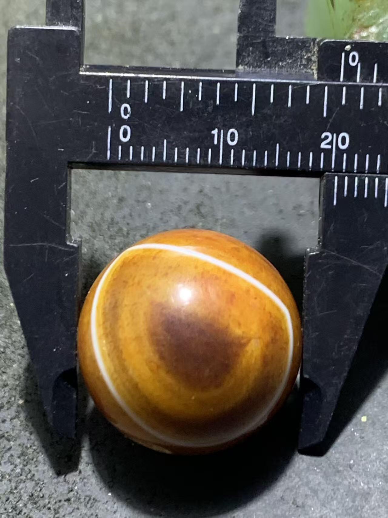 精美天眼高玉化龙纹缠丝玛瑙2.0圆珠一颗