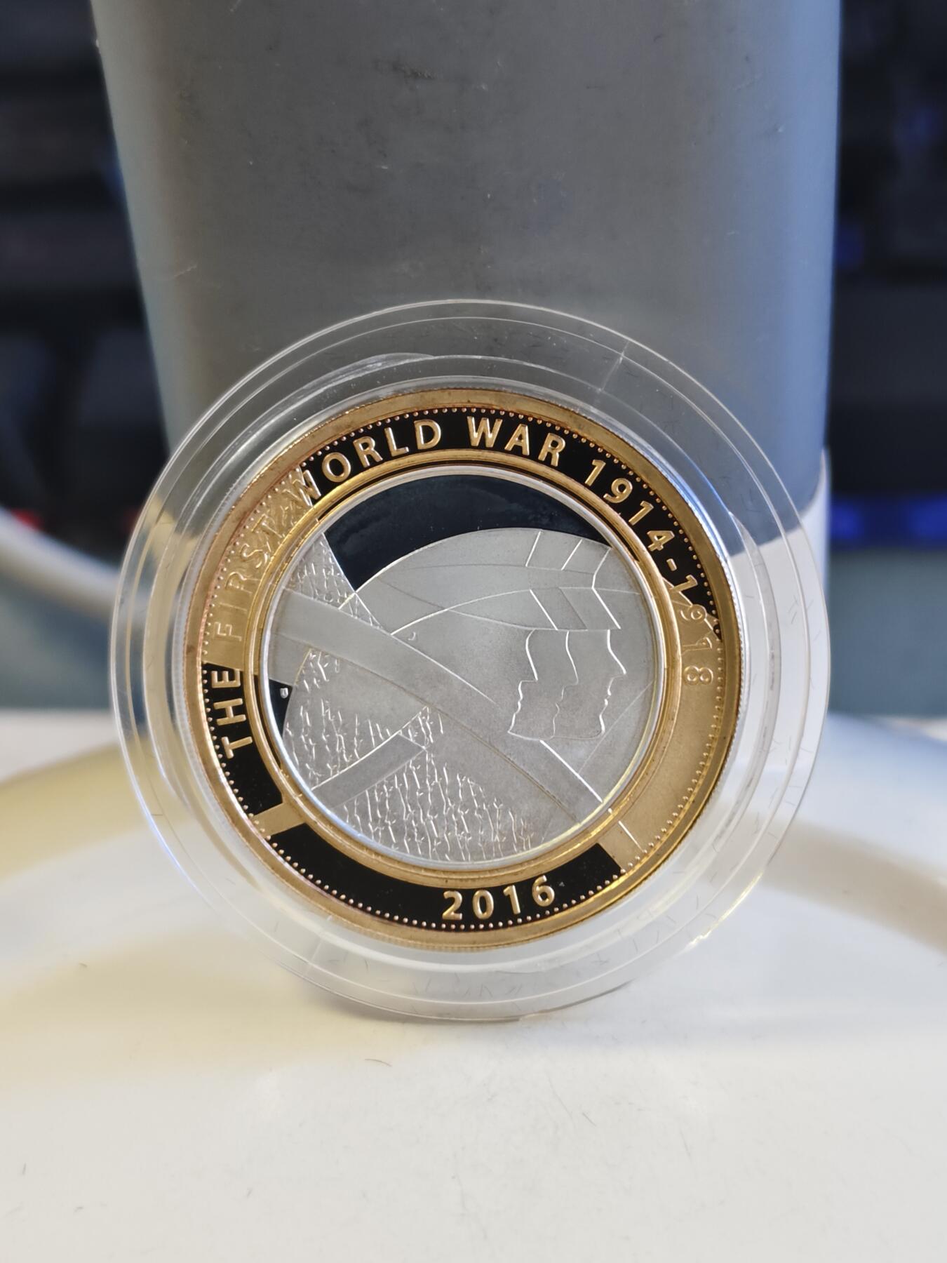 第179期拍卖【长期征集拍品】 英国2016年陆军士兵2英镑双色镀金精制纪念银币,925银镀金，12克，发行5000枚