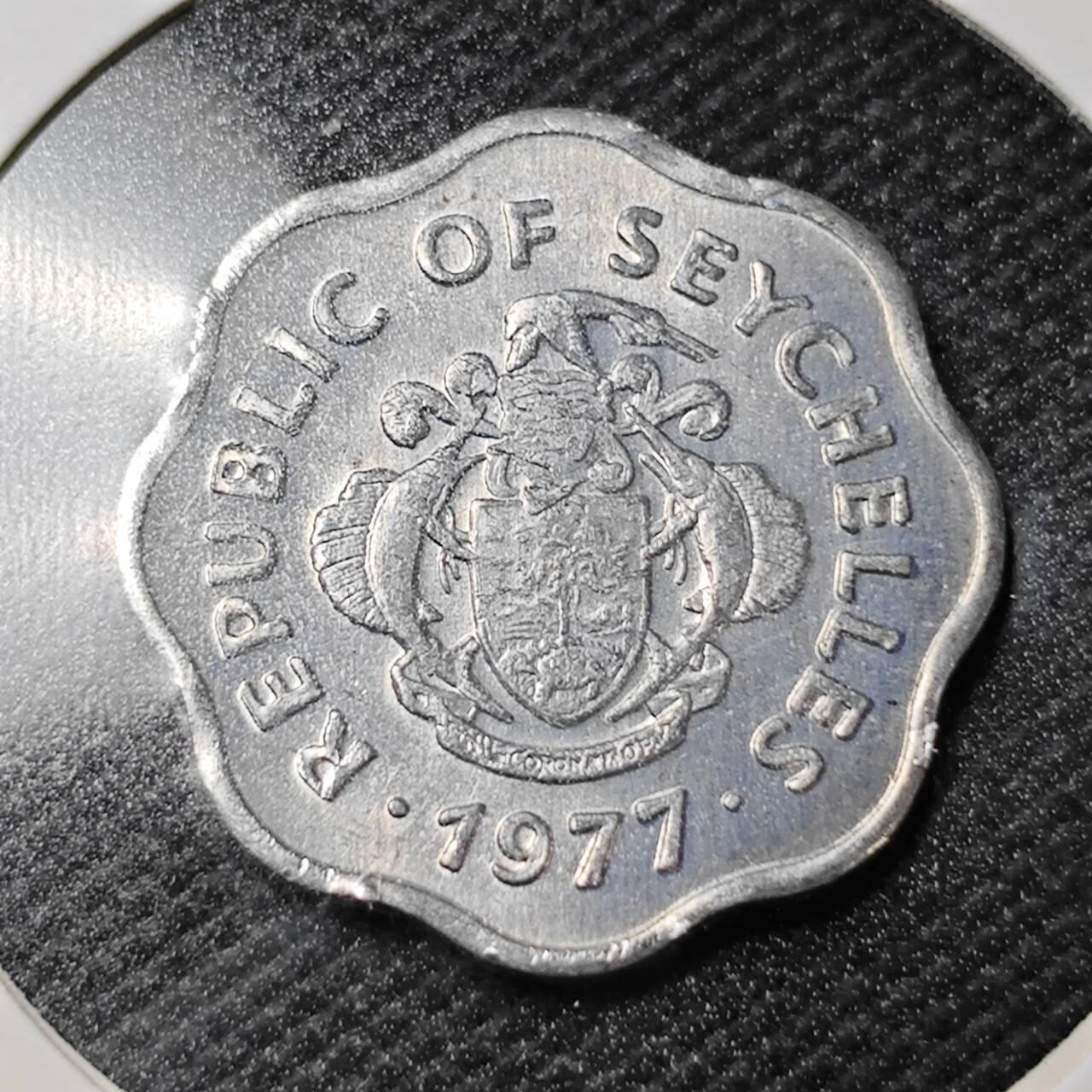 KK钱币收藏小铺  第358场  2月预留时间 周末发货  1977塞舌尔5分 鱼 好品