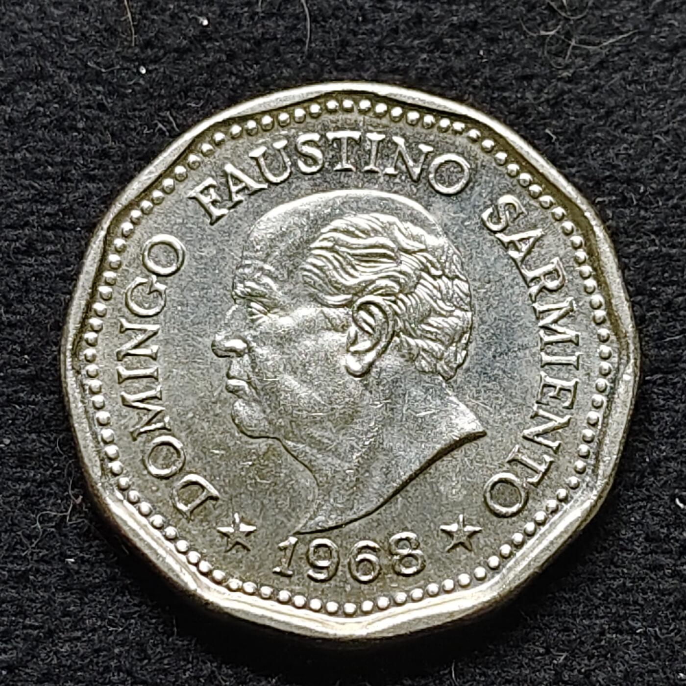 【全场包邮】纯粹捡漏拍472场（免费代拍第9场） 阿根廷1968年25比索达·福斯蒂诺·萨米恩托逝世80周年纪念币