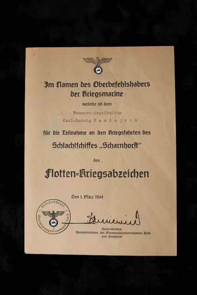 大猫徽章拍卖 第281期 - 沙恩霍斯特号战列舰北角海战追授的公海舰队勋章证书（这一版证书仅用于沙恩霍斯特的追授，是独一无二的版本