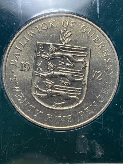 2025年第一百一十七场(总第一百四十三场）外国好品散币(免佣金) 少见品种–英属根西岛🇬🇬1972年25便士(伊丽莎白二世和菲利普亲王25周年银婚纪念币)