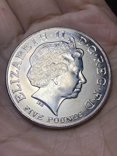 2025年第一百一十七场(总第一百四十三场）外国好品散币(免佣金) 少见好品–英国🇬🇧2005年5英镑(英国皇家海军和法国、西班牙联合舰队1805年特拉法尔加海战200周年纪念币)