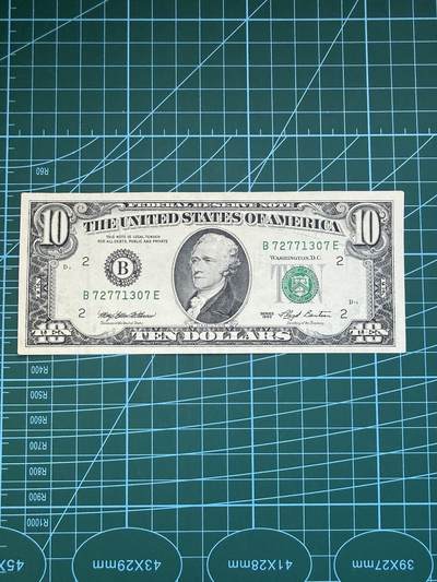 【炜奕收藏】，第四十九期，多套加拿大纸币 - 1993年美国小头10美元，UNC-品相，四角钝