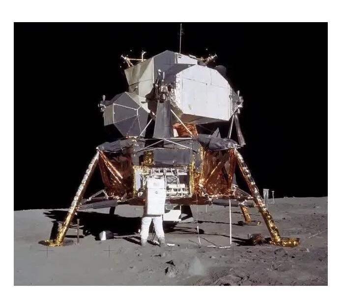 美国1969年 阿波罗11号+阿姆斯特朗登月 高浮雕精制大镀金章 月球一小步 人类一大步 40MM