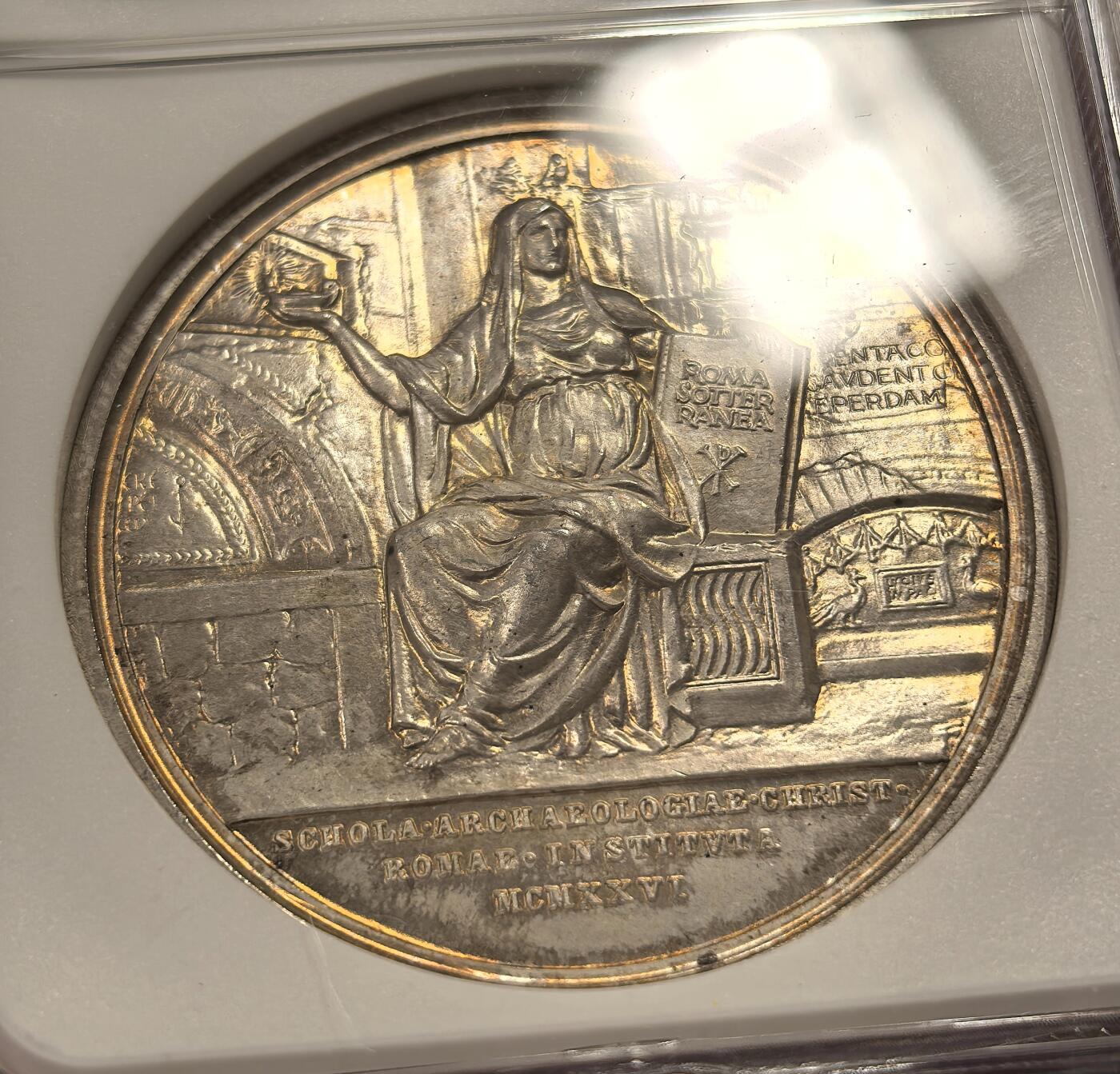 博洋堂世界钱币拍卖第144期（全场包邮） NGC MS64 梵蒂冈1926年意大利教会罗马银章奖章 教皇庇护十一世和基督教考古研究所的正反面图案，五彩华丽的包浆，绝佳的完全未流通品相。