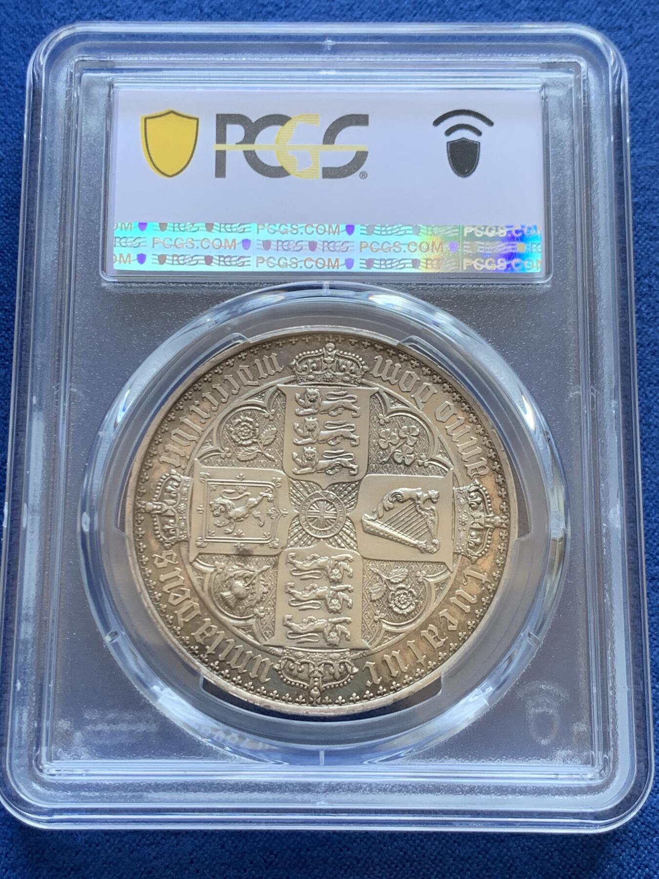 《竞宝斋》第432场 周日，周一 2场连拍 （全场包邮） PCGS PR62CAM 英国1847哥特克朗银币 公认的最美钱币之一 英系玩家绕不过的美丽 所见62分的状态极佳者