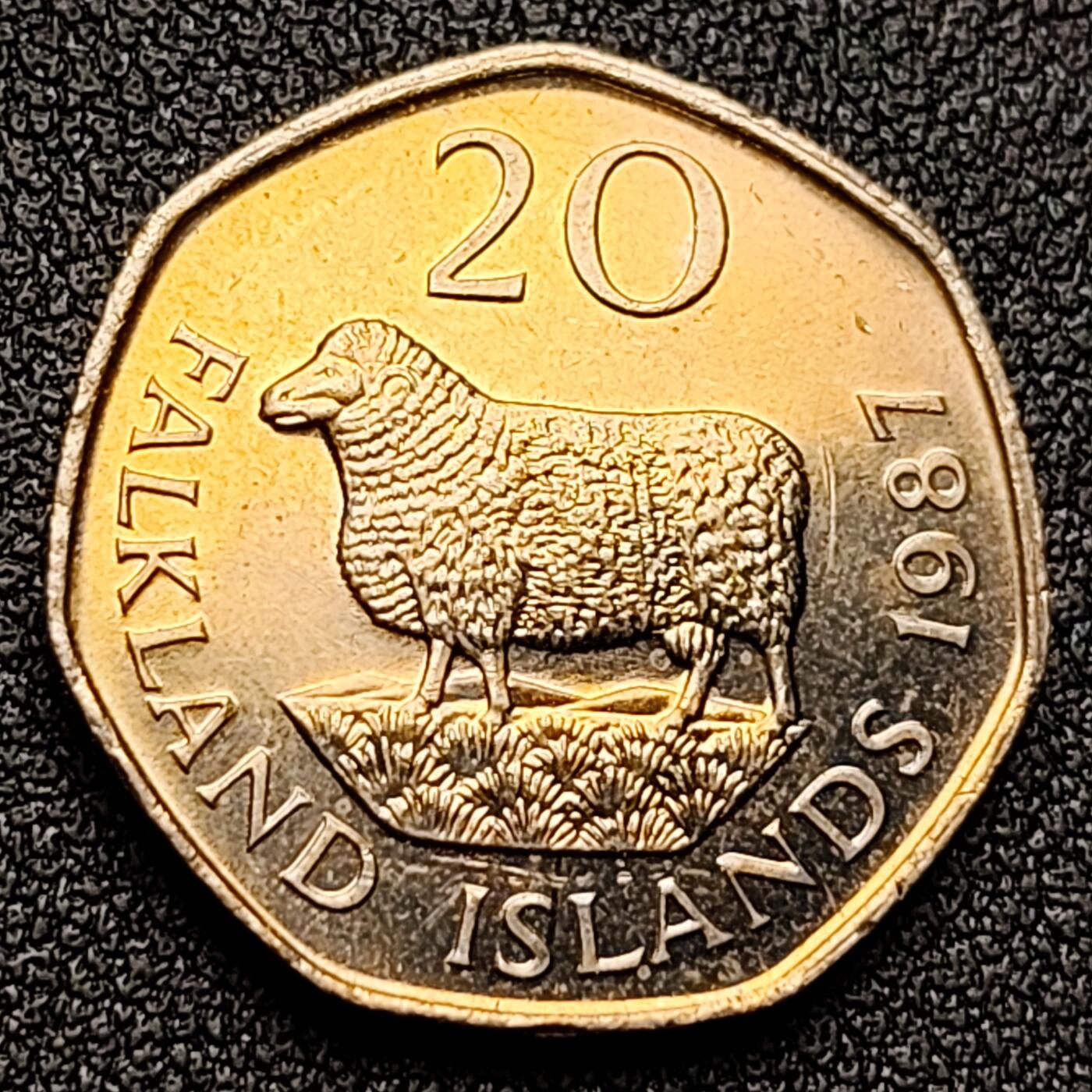 泉币菌-第118场-精品福利场 少见原光极美品 罗姆尼沼泽羊 福克兰群岛1987年 20便士銅镍币 21.95mm5g 伊丽莎白二世女王