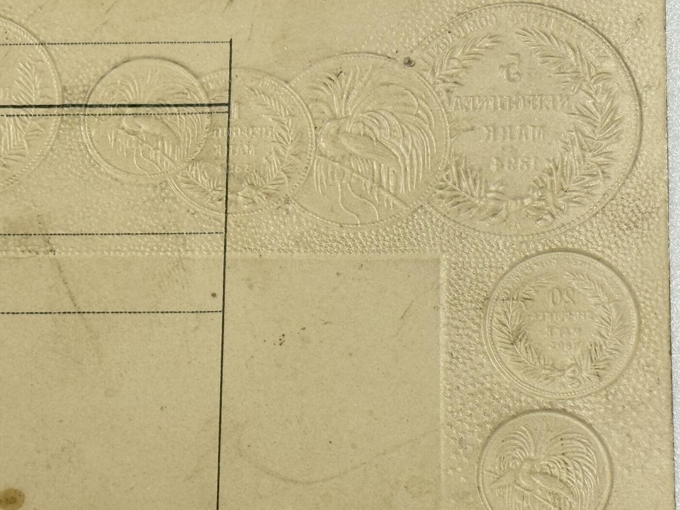 韵星假日精品2025秋季军品类拍卖会-- Rimey Holidays Boutique 2025 Autumn Militaria Sale 帝德高浮雕明信片—德属巴布亚新几内亚货币主题，带有帝国马克与当时主要国家的汇率对照表，设计精美，极为稀少的题材