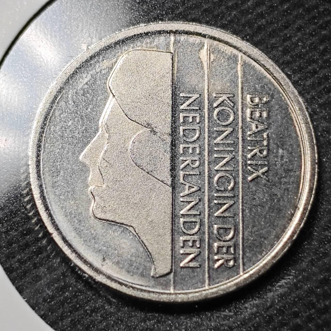 KK钱币收藏小铺  第359场  2月预留时间 周末发货 1995荷兰25分 好品 