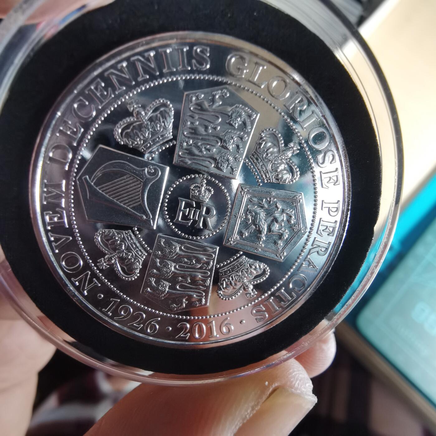 沼泽如烟--第887场 直布罗陀2016年伊二90大寿纪念币半克朗