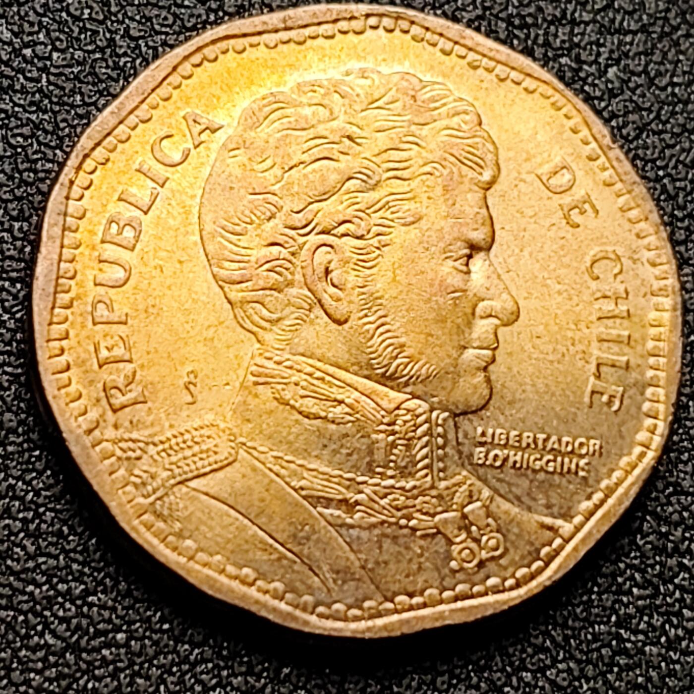 泉币菌-第118场-精品福利场 原光UNC 智利2005年 50比索 人物硬币 25.5mm 将军 