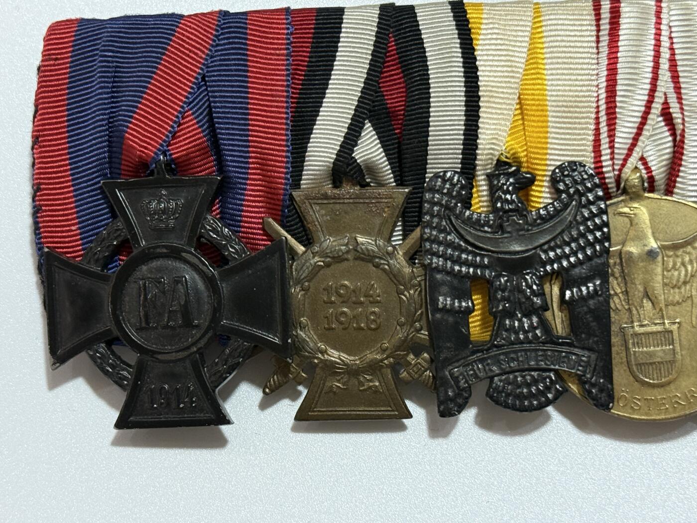 韵星假日精品2025秋季军品类拍卖会-- Rimey Holidays Boutique 2025 Autumn Militaria Sale 帝德勋奖章六联排—二级奥古斯特勋章、荣誉十字奖章、二级西里西亚鹰勋章、奥地利一战参战奖章、匈牙利一战参战奖章、保加利亚一战参战奖章