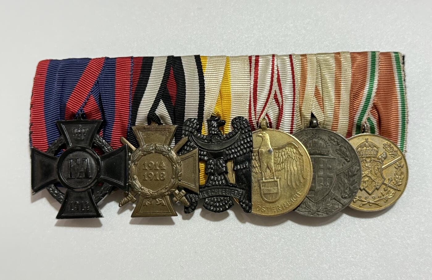 韵星假日精品2025秋季军品类拍卖会-- Rimey Holidays Boutique 2025 Autumn Militaria Sale 帝德勋奖章六联排—二级奥古斯特勋章、荣誉十字奖章、二级西里西亚鹰勋章、奥地利一战参战奖章、匈牙利一战参战奖章、保加利亚一战参战奖章