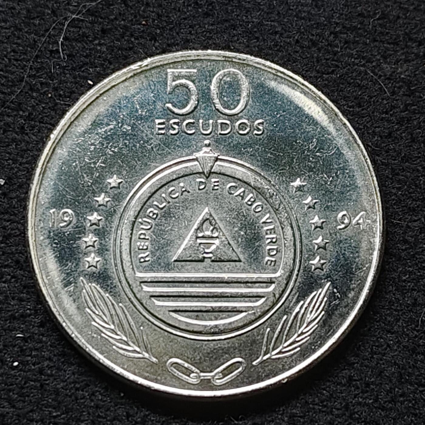 【全场包邮】纯粹捡漏拍472场（免费代拍第9场） 佛得角群岛1994年50埃斯库多-鸟版佛得角麻雀