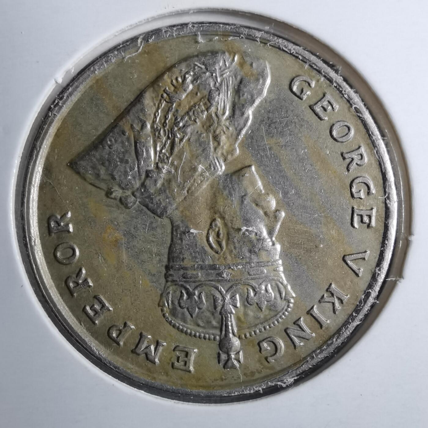 沼泽如烟--第887场 英属印度1919年8安娜保真，这种假货很多