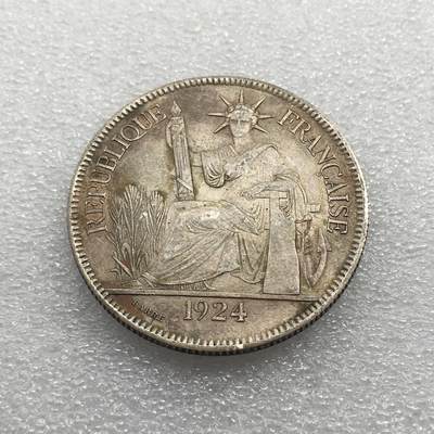 世界钱币专场拍卖 每周二开拍 - 1924年法属坐洋女神壹圆银币