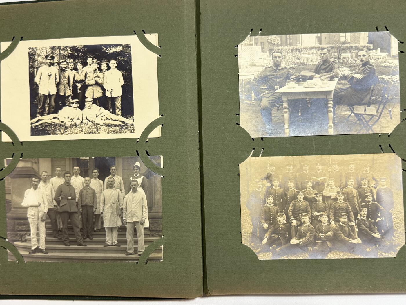 韵星假日精品2025秋季军品类拍卖会-- Rimey Holidays Boutique 2025 Autumn Militaria Sale .帝德相册，包含70张明信片，跨度一战—二战