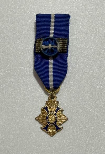 韵星假日精品2025秋季军品类拍卖会-- Rimey Holidays Boutique 2025 Autumn Militaria Sale - 西班牙王国指挥官级功勋勋章mini