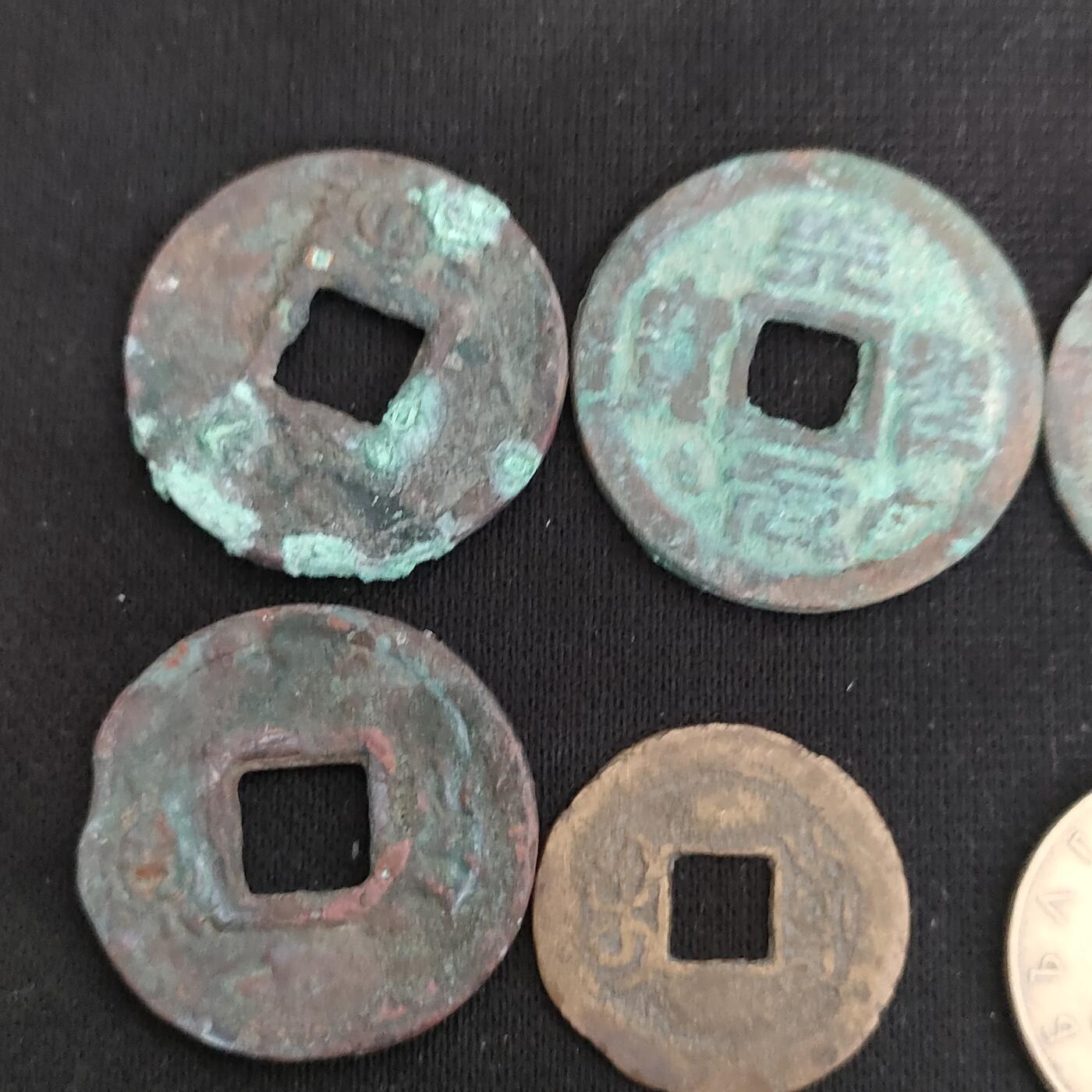 猩哥外币小铺➨【第199场】 硬币12个