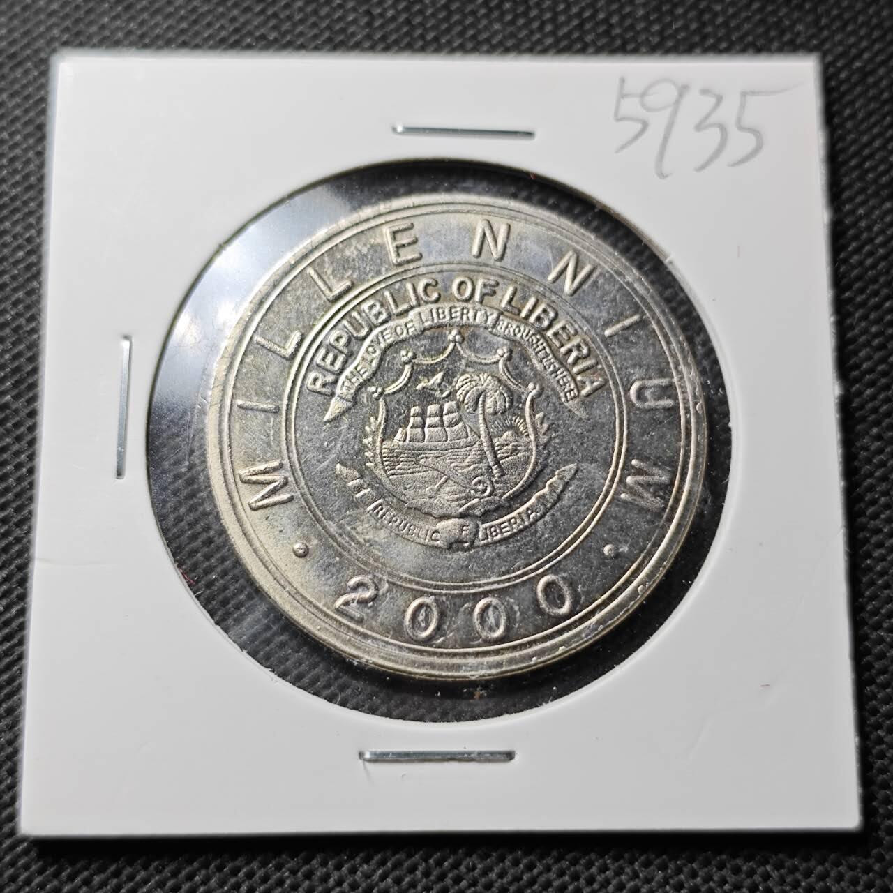 KK钱币收藏小铺  第359场  2月预留时间 周末发货  2000利比里亚5元 生肖兔纪念币