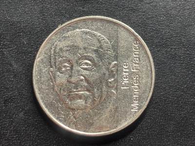 邮泉阁限时拍卖第三十二场 法国硬币专场（硬币在国外。请付邮费6元。） - 第五共和国1992年5法郎纪念币