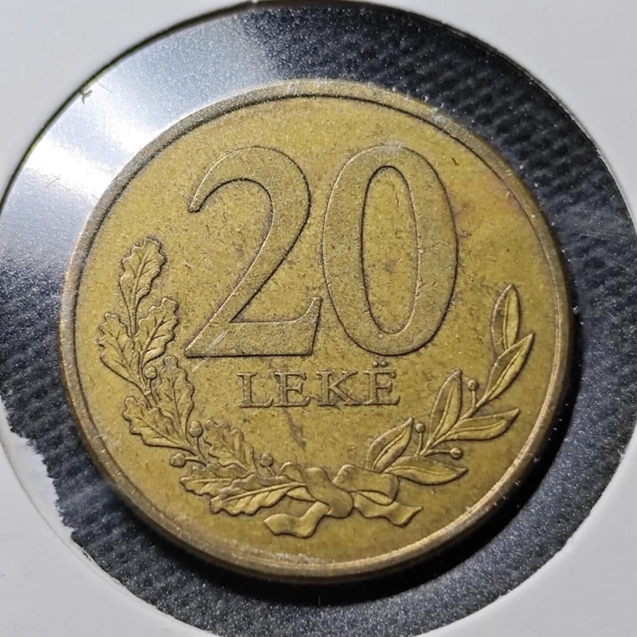 KK钱币收藏小铺  第359场  2月预留时间 周末发货  阿尔巴尼亚20列克