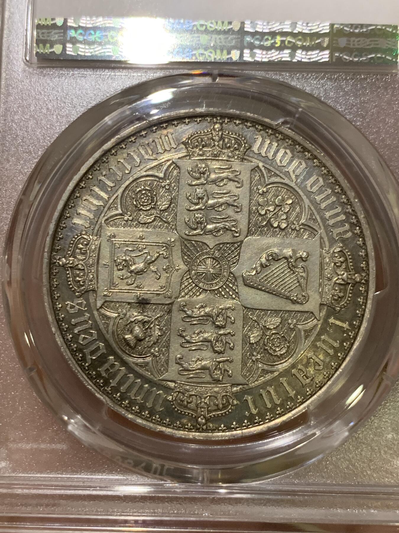 《竞宝斋》第432场 周日，周一 2场连拍 （全场包邮） PCGS PR62CAM 英国1847哥特克朗银币 公认的最美钱币之一 英系玩家绕不过的美丽 所见62分的状态极佳者