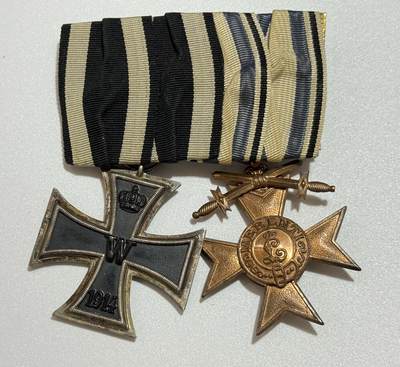 韵星假日精品2025秋季军品类拍卖会-- Rimey Holidays Boutique 2025 Autumn Militaria Sale - 德意志帝国二级铁十字勋章（KAG标）与巴伐利亚王国三级军事功勋奖章（MVK3）联排