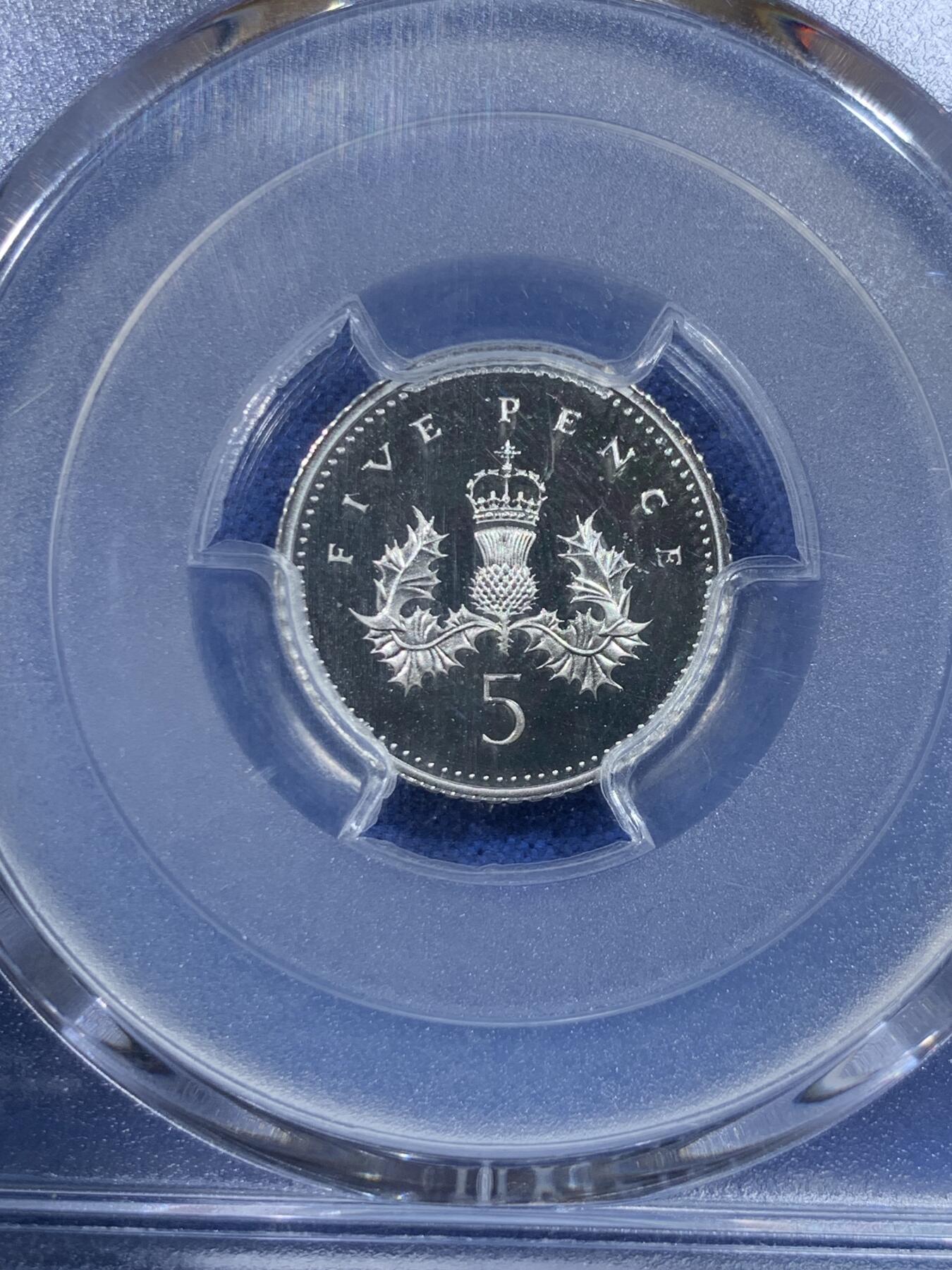 《竞宝斋》第432场 周日，周一 2场连拍 （全场包邮） PCGS PR68DCAM 英国 1990年 精制5便士银币 发行量35000枚，PCGS季军分