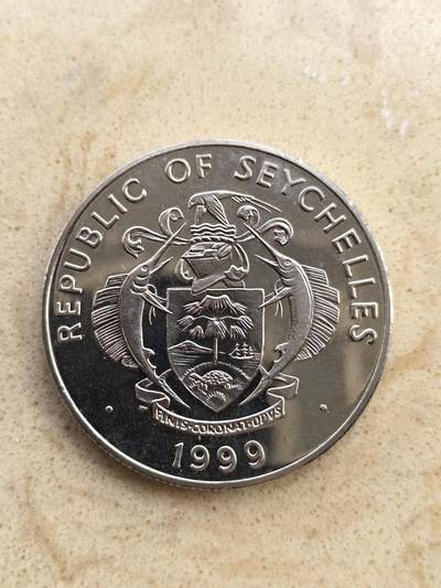 道一币馆币章第一百五十二场 - 塞舌尔群岛1999年爱德华王子大婚5卢比纪念币