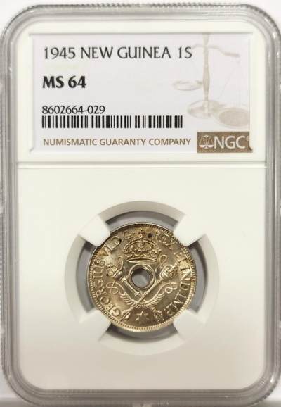 博洋堂世界钱币拍卖第144期（全场包邮） - NGC MS64 新几内亚1945年乔六时期1先令，淡彩包浆，设计经典漂亮，难得的高分小银币