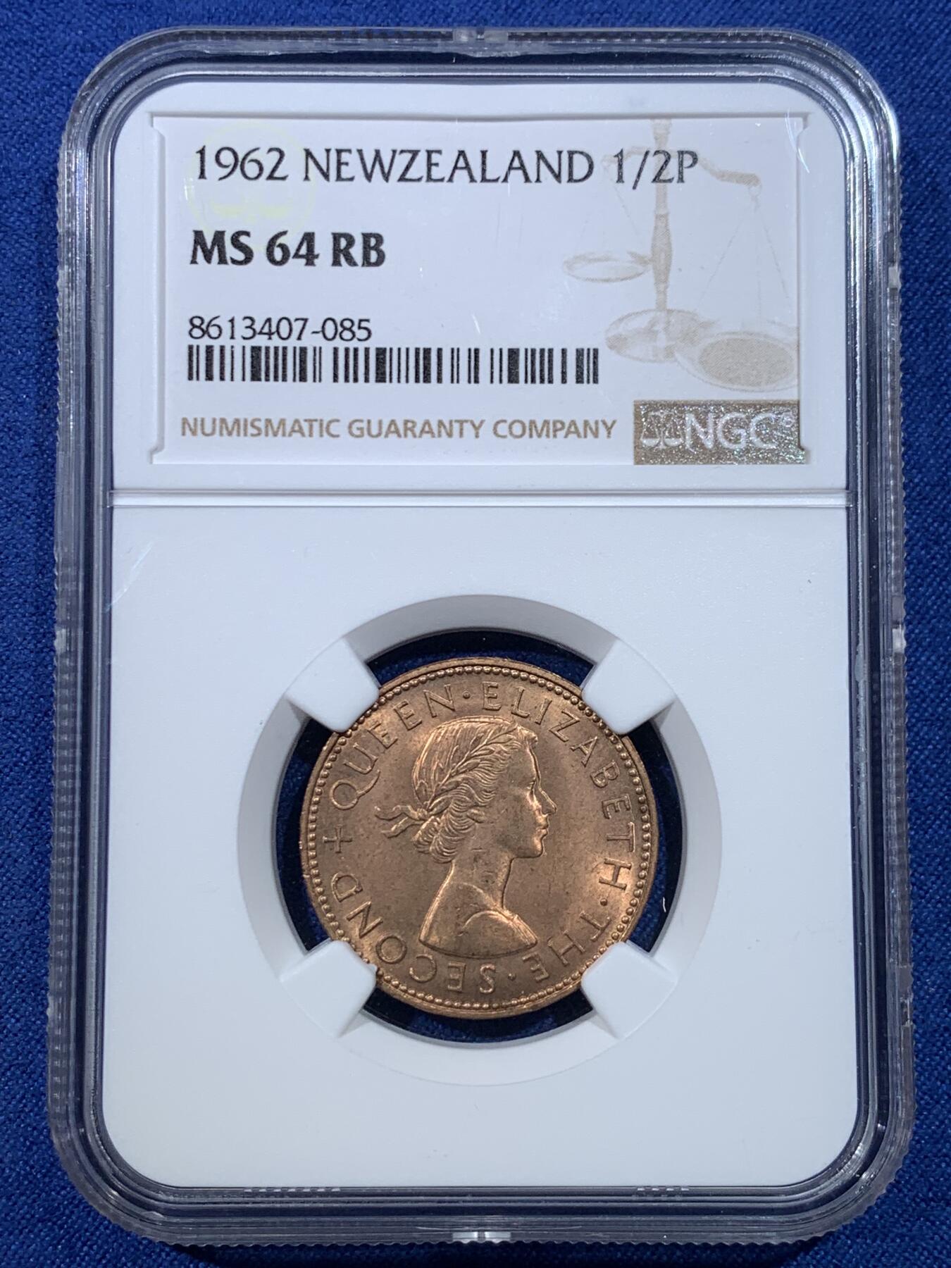 《竞宝斋》第432场 周日，周一 2场连拍 （全场包邮） 三枚一组 NGC MS63-64 澳大利亚新西兰1/2便士铜币
